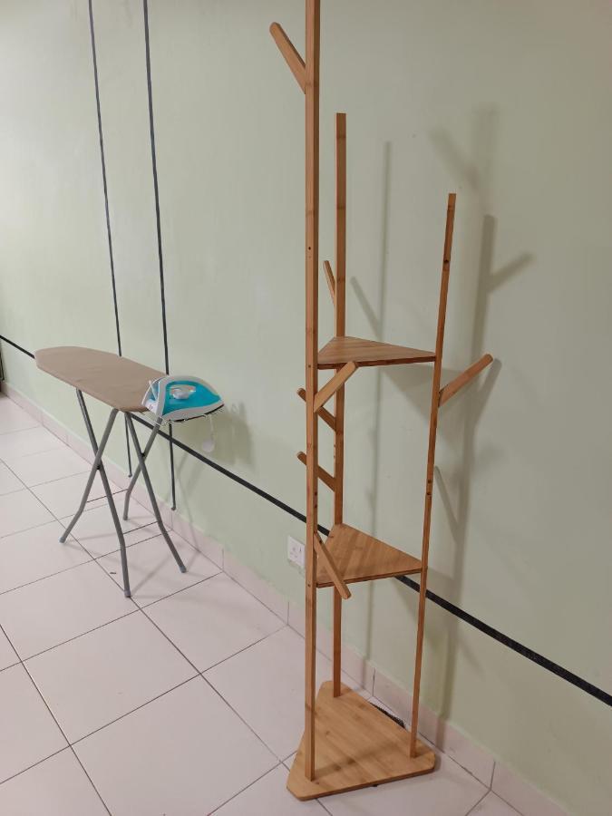 Nena Homestay Setia Alam, Air Conditioned, High Speed Internet Shah Alam Buitenkant foto