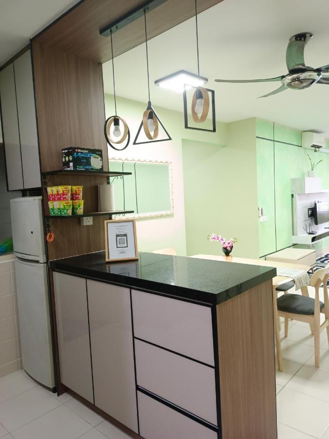 Nena Homestay Setia Alam, Air Conditioned, High Speed Internet Shah Alam Buitenkant foto