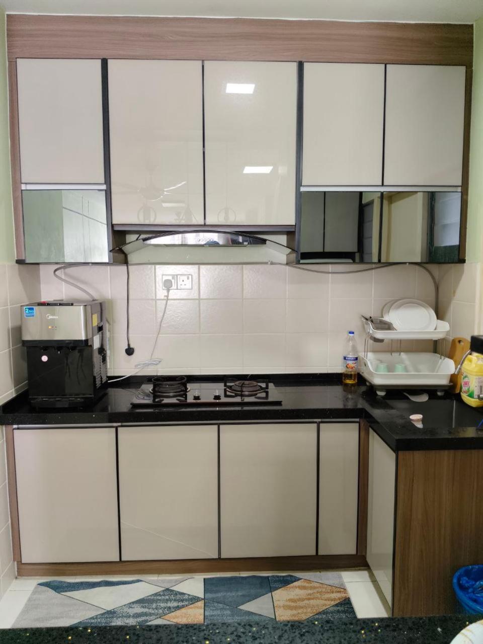 Nena Homestay Setia Alam, Air Conditioned, High Speed Internet Shah Alam Buitenkant foto