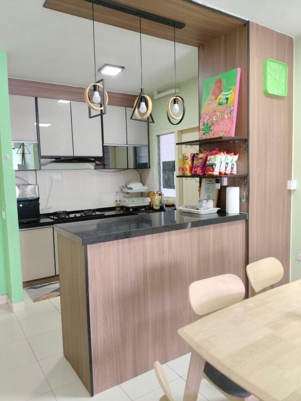 Nena Homestay Setia Alam, Air Conditioned, High Speed Internet Shah Alam Buitenkant foto