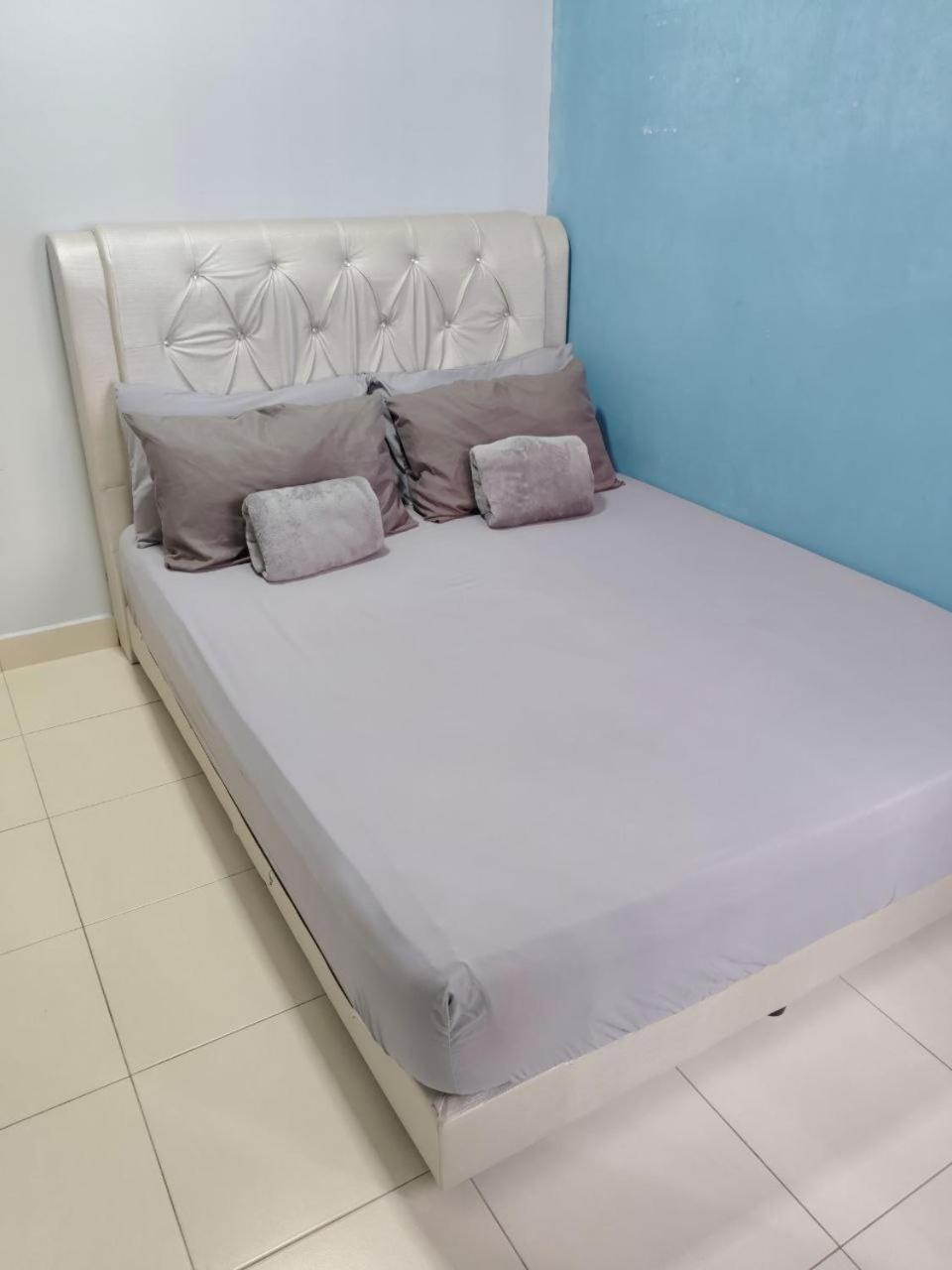 Nena Homestay Setia Alam, Air Conditioned, High Speed Internet Shah Alam Buitenkant foto